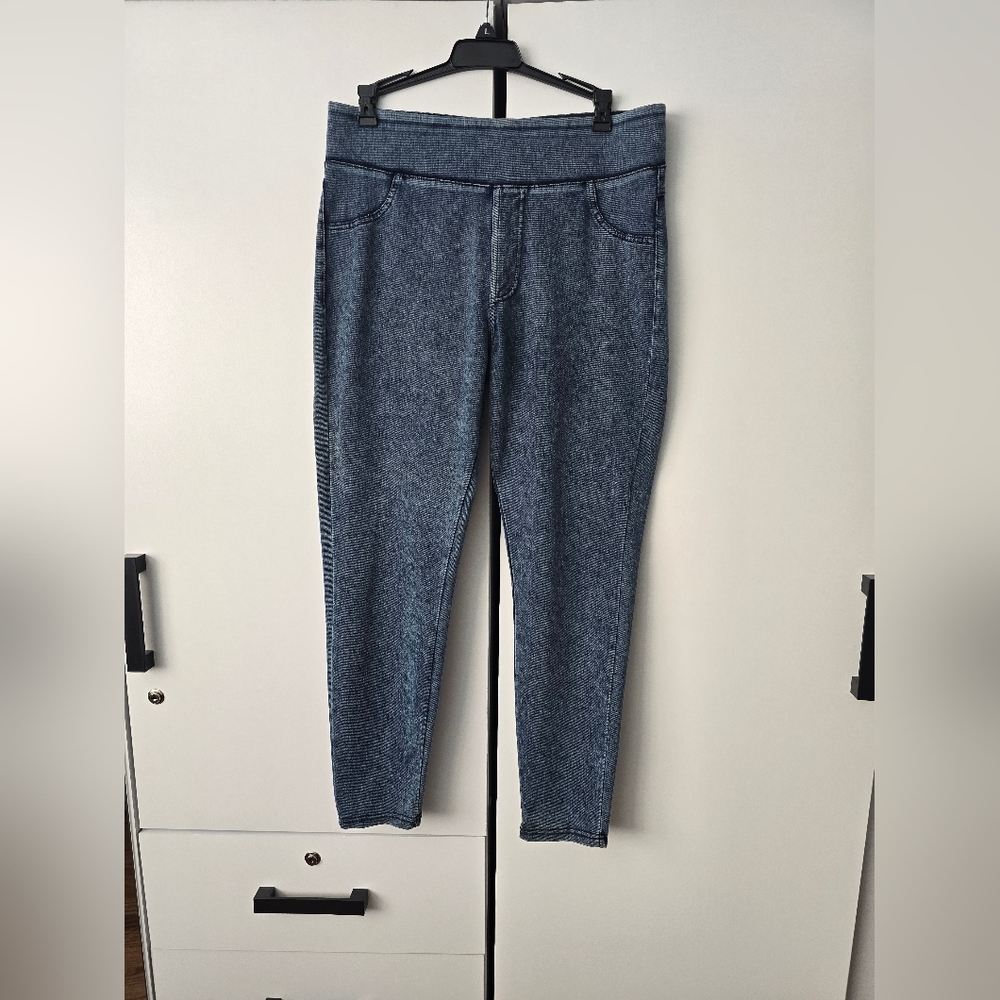 Halara NWOT Xl Denim 7/8th jegging